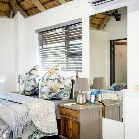 Nkanyi Wildlife House & Cottage Hoedspruit Exterior photo