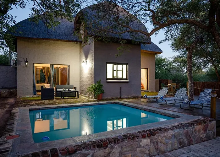 Nkanyi Wildlife House & Cottage