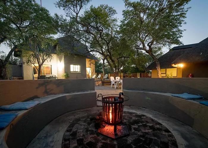 Nkanyi Wildlife House & Cottage